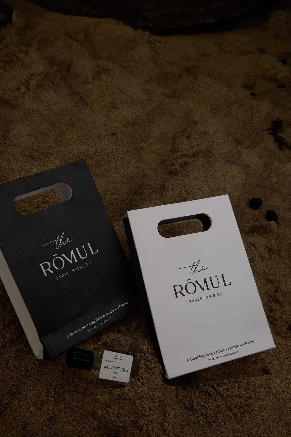 Rōmul gift bag and box